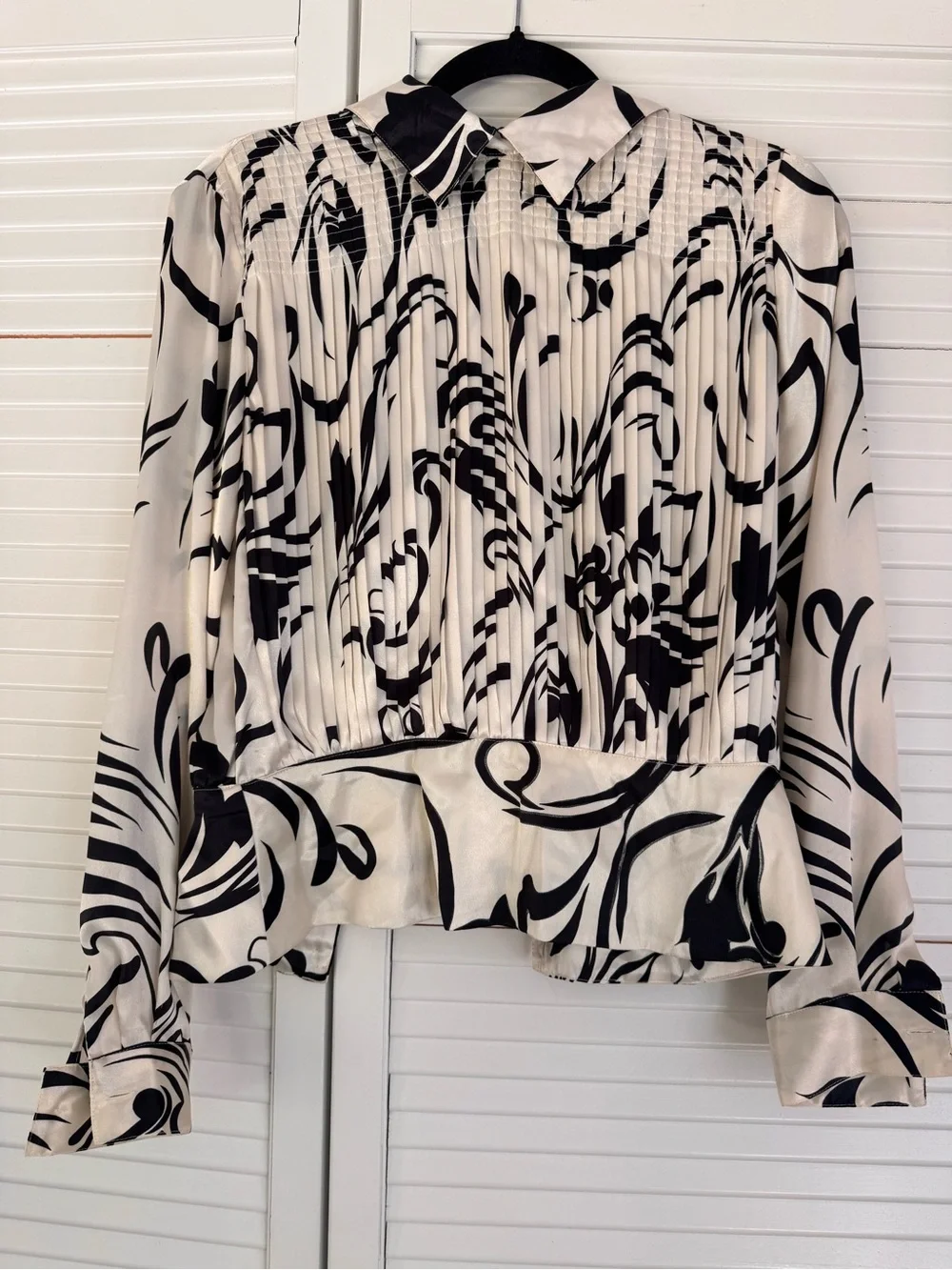 Vintage 80’s Black & White Abstract Pleated Women's Blouse